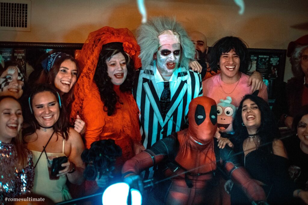 314423632_8187384204668543_7110720136669661746_n villians vs superheros rome party